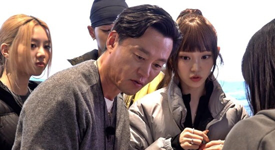 Lee Seo-jin, 54, met with Annie, Shinsegae's best friend's daughter. Good luck with not having a child (Secretary)