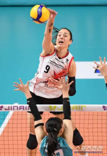  The powerful spike on you