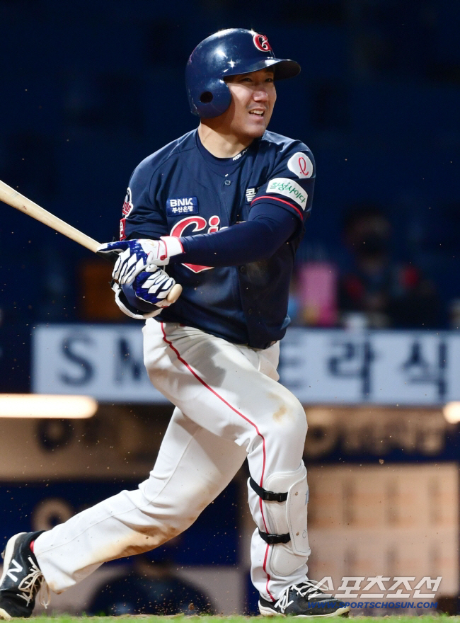 Why did a .235 player make three transfers in five years? The energy of the lottery that was about to explode one day