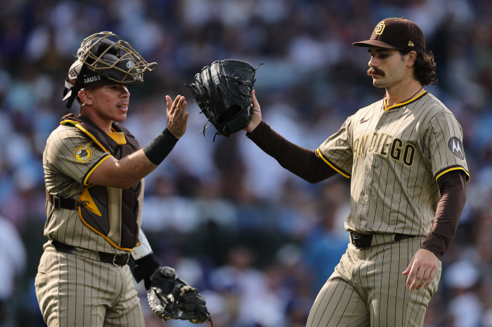 Why did Toronto overpay 307.6 billion? I threw well once out of 5 years. An analyst