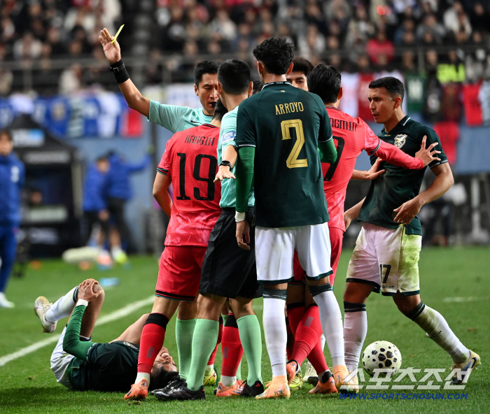 Lee Kang-in's provocation in Bolivia eventually caused an accident, and 17 people were sent off due to a collective scuffle in their own league