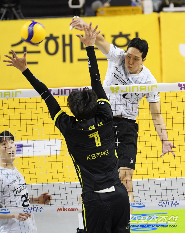  CHOI MINO, quick attack