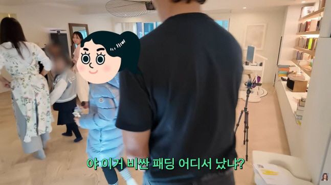 Baek Ji-young ♥ Jeong Seok-won has a lot of money for her daughter's luxury padded jacket worth 1 million won