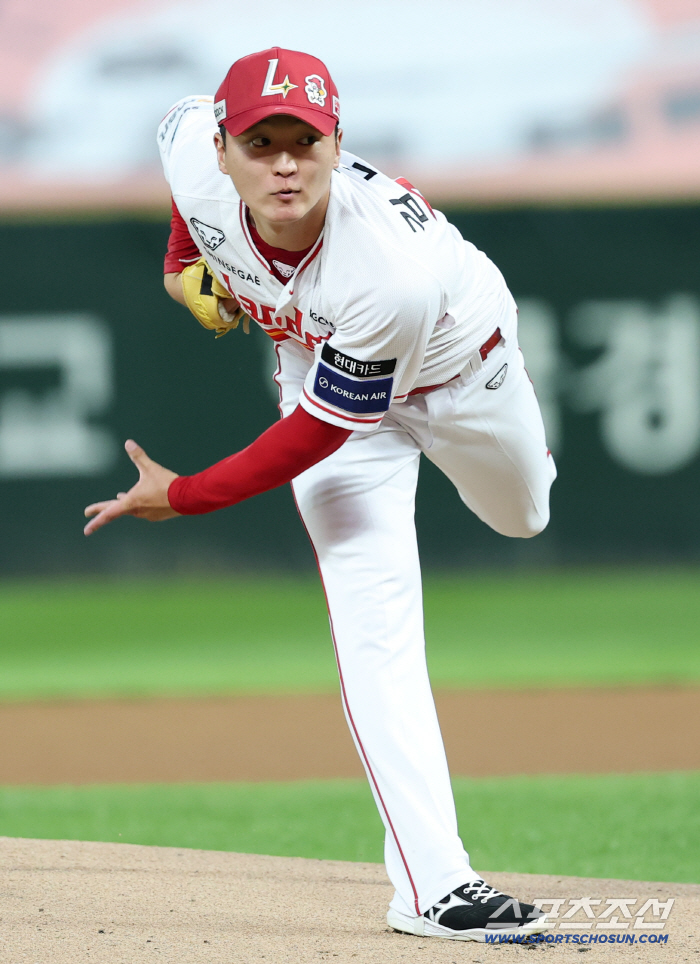 Best chance of a lifetime PS Good pitching → A surprise selection of Kook University, the coach thinks of a second starter