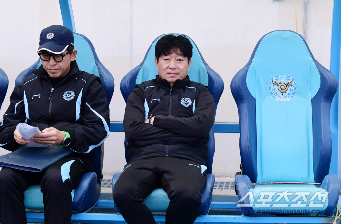 Even the king who came back didn't stop himDaegu, which was an example of the civic team, drew 22 against Anyang in the final round of K League 2 relegation for the first time in 10 years (on-site review)