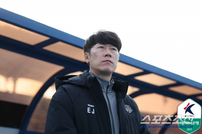From the first PO match against Suwon manager Kim Eun-joong, the last gift to the winning fans 