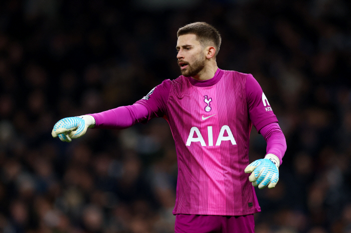 Isn't he a Tottenham fan of booing during the game? Frank's shocking comment! Tragedy Part of Vicario Football...I completely lost my way after Son Heung-min left