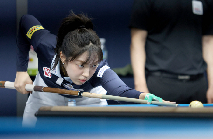 LPBA Young Pee Yong Hyun Ji Battery Woo Kim Do-kyung advance to the PQ round side by side