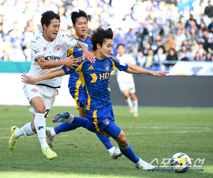  Cho Hyun-taek, Kim Jun-ha, no concessions