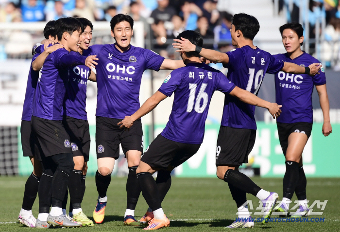  FC Anyang Lee Chang-yong scored a pleasant additional goal in Daegu's away game
