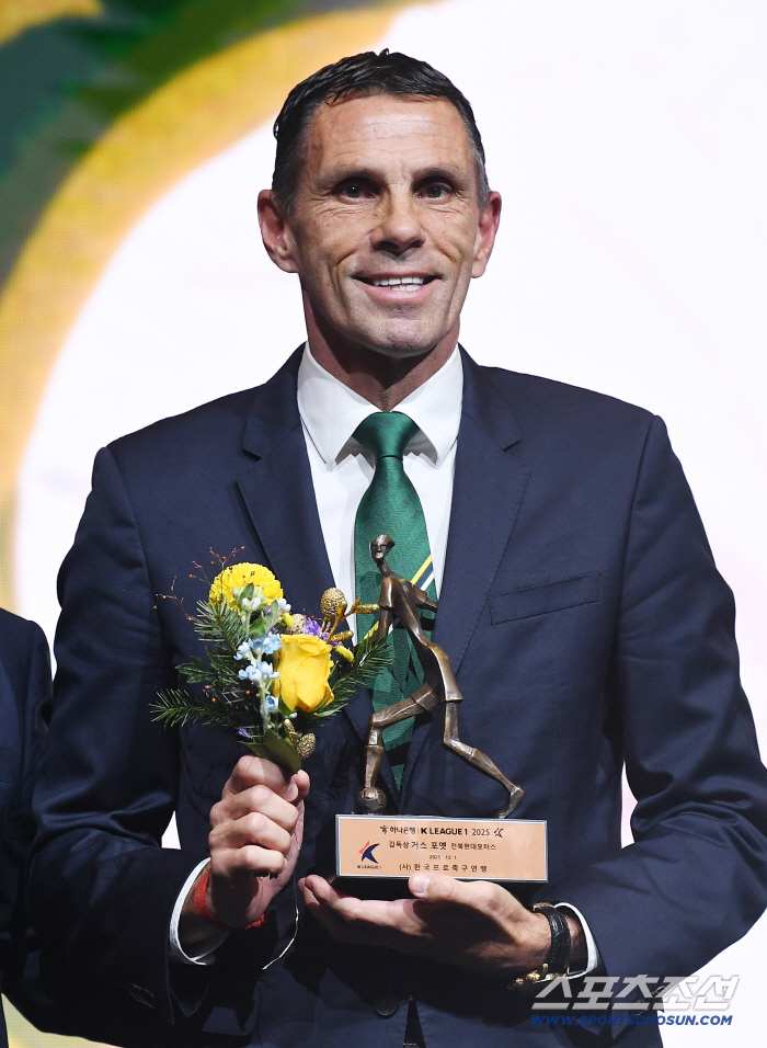 From his first year in office, the K League 1 Coach Award, Foye Coach's Meaningful Award, to me, the MVP is Park Jin-seop!