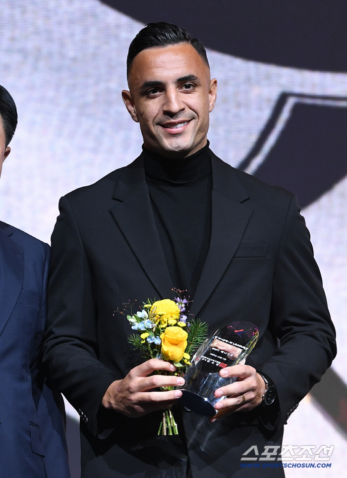  K League 2 Best 11, Best DF is Lee Joo-yong, Kim Gun-hee, Benicio Shin Jae-won