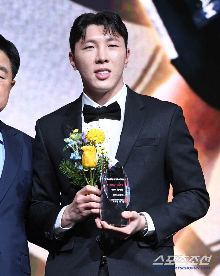  K League 2 Best 11, Best DF is Lee Joo-yong, Kim Gun-hee, Benicio Shin Jae-won