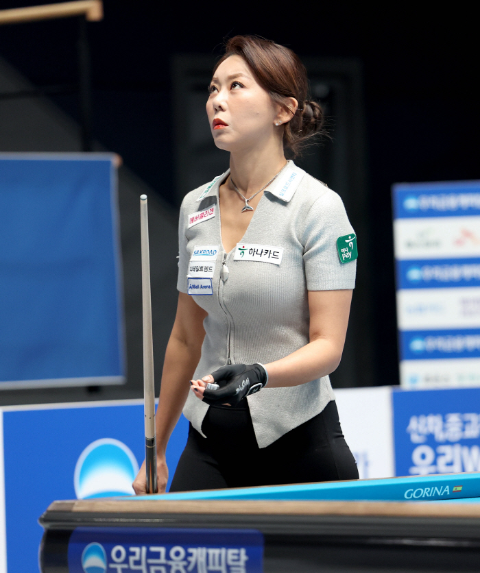 Oh, my! Monkeys fall from trees, tooDowney Billiards Empress Kim Ga-young is shocked to be eliminated from the round of 64. For the first time in 15 competitions