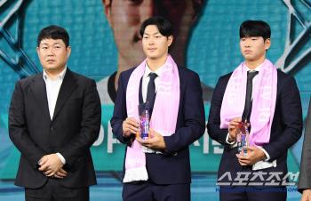  Yang Eui-ji's junior Park Ji-hoon and Kim Ji-yoon are happy with their growth