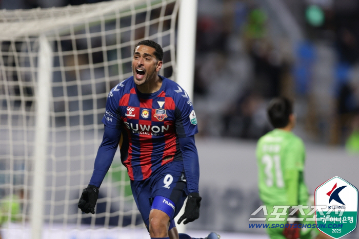 Sabak K League 1 Most Scoring Award, King of Parak, Cesinha, became the Most Helping King