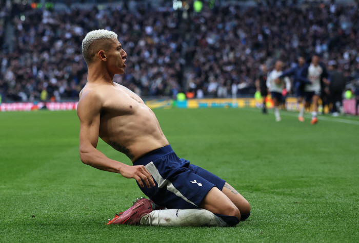 The biggest amount of criticism ever! Leads to Tottenham's ruin → Frank's misaligned love only when he realizes it's a crisis? A.C.E. candidate's fall to succeed SON