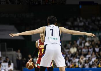 a historic victory. South Korea Burns China! Summoned in 1997, 2025 Basketball Team.  Create a record for breaking the maximum score gap