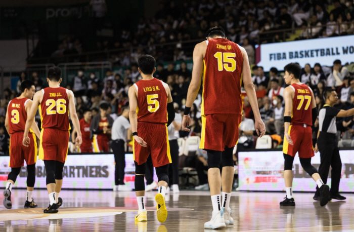 a historic victory. South Korea Burns China! Summoned in 1997, 2025 Basketball Team.  Create a record for breaking the maximum score gap