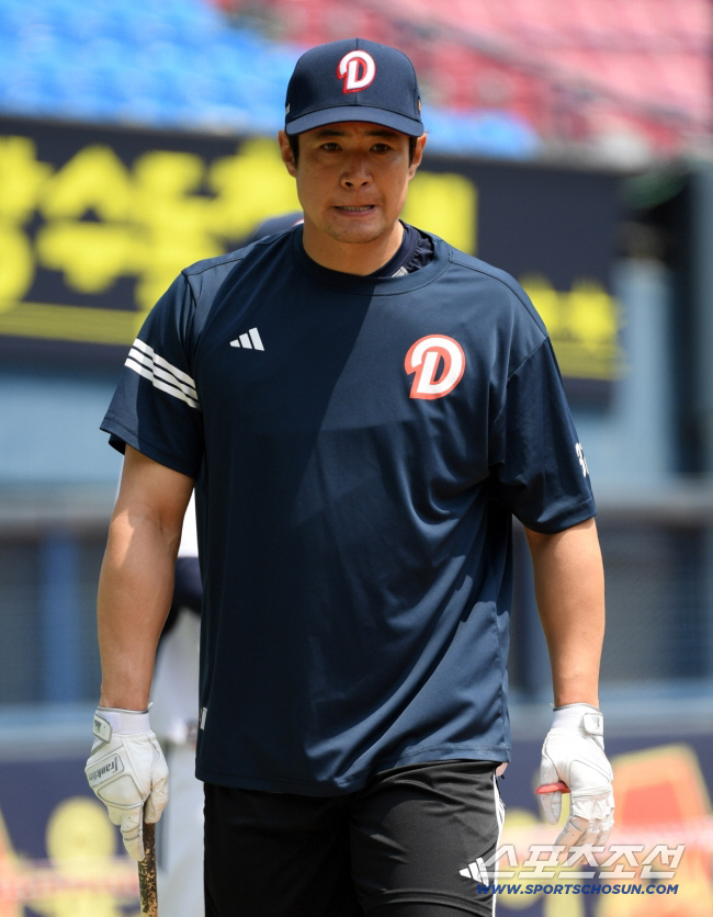 Kim Jae-hwan's recruitment battle, it's not about moneyAngry public sentiment. The team to be taken is too burdensome