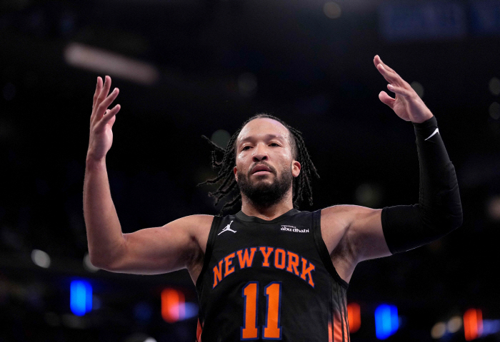 Los Angeles Lakers Luka Doncic selected players for Western migration. East is New York Knicks Jaylen Brunson