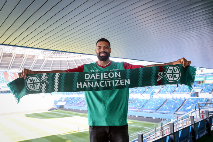 Only two days after the end of the season, the first SINING came out! Daejeon to start in Asia, and Joo Min-kyu, who runs fast and a lot, recruited FW Diogo (Official)