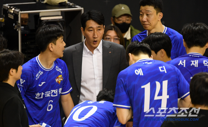  Director Kwon Young Min, you're doing great