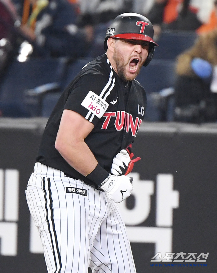 Austin 1.7 million, Chirinos 1.4 million, and Tolhurst 1.2 million. Re-signing with the trio other than the LG winner. 2026 Power Composition virtually concluded