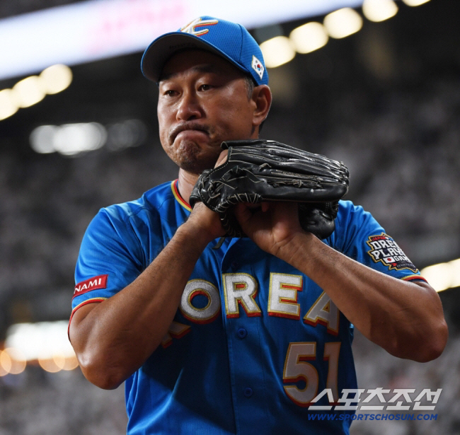 Former general manager Jang Jung-seok, who demanded money from FA Park Dong-won, severe punishment for disqualification from weapons, former coach Kim Jong-kook, who received bribes, suspended 50 games upon return, coach Bong Jung-geun, a drunk kickboard driver, 40 hours of volunteer work