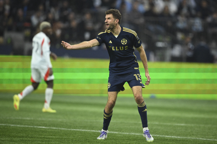 Müller's Vancouver, MLS official recognition of the best moment after beating Son Heung-min, who missed multi-goal  chills, is right. Winning the LA FC match, blowing the wind on the rise