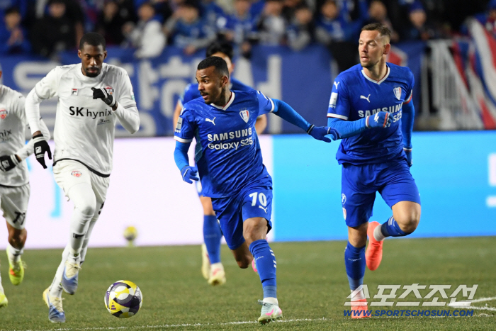  Seraphim Ilyuchenko breaks through quickly