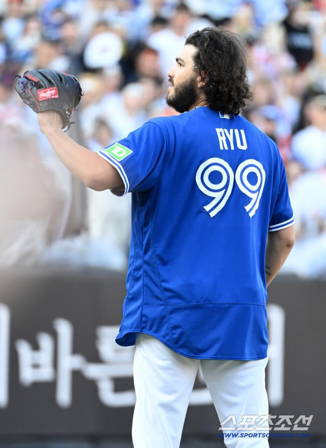 Ryu Hyun-jin, are you still bringing two huge cups of coffee? Ponce 44 Billion Jackpot Why Toronto Reporter Is Excited