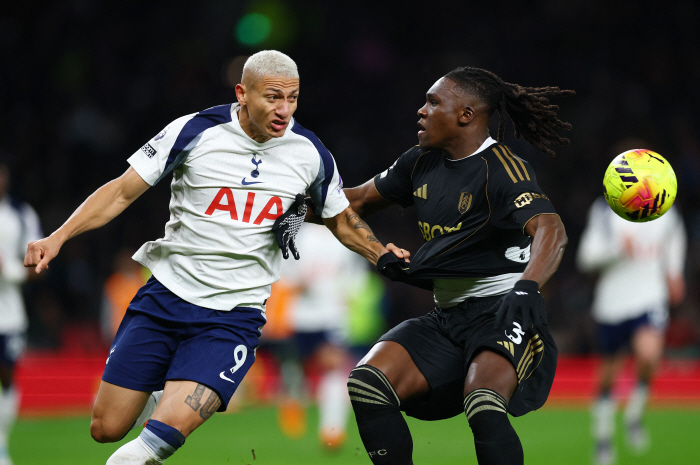 Exclusive report, you can't replace Son Heung-minRumors of a possible return to Hishalisson's family have exploded one after another, attracting interest in recruiting Everton