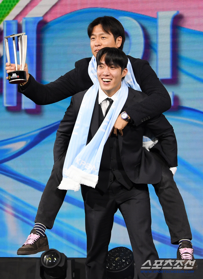 How much is Kang Min-ho…5 billion → 2.6 billion → 4.5 billion C-grade veterans have exploded one after another