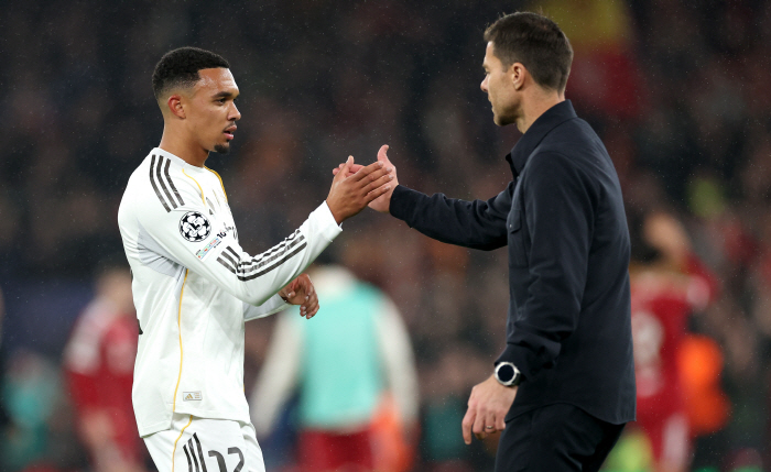 I left while being criticized in shock... Alexander Arnold AS→Injured Out Tears After Falling After Real Madrid Transfer