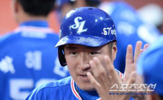 I moved my mind before I got 11What do you mean, pay cut back… His eyes were on the reconstruction of the dynasty, an immortal batter