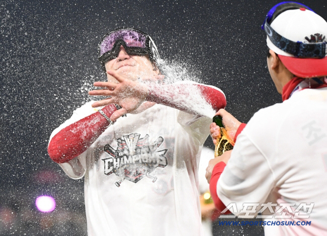 Kim Kwang-hyun is not the reference point for Kim Kwang-hyun. How did Yang Hyun-jong set aside 4.5 billion won, he treated the Tigers man