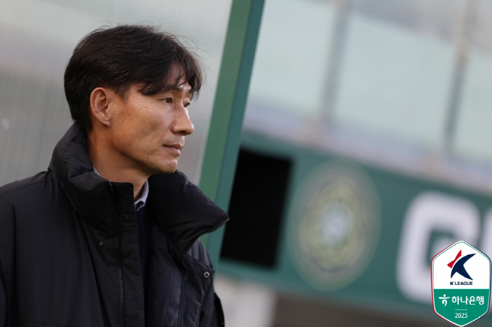 Monta Nogalego Bench Park Hyun-bin Starting Bucheon VS Sabak Andrigo Wilian Three-Top Suwon FC, Single Tree Match