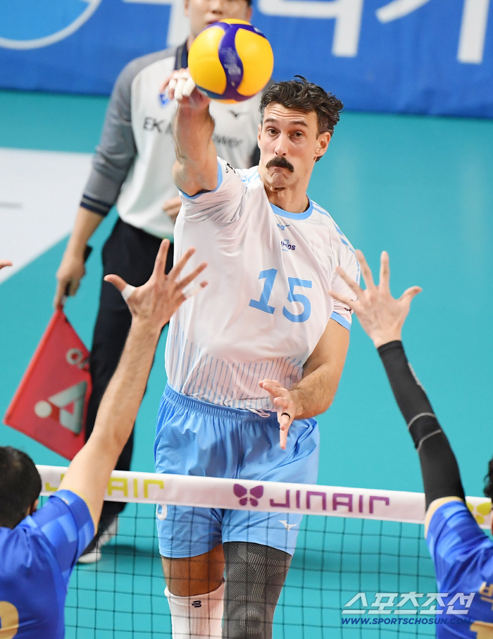  Russell's Strong Spike