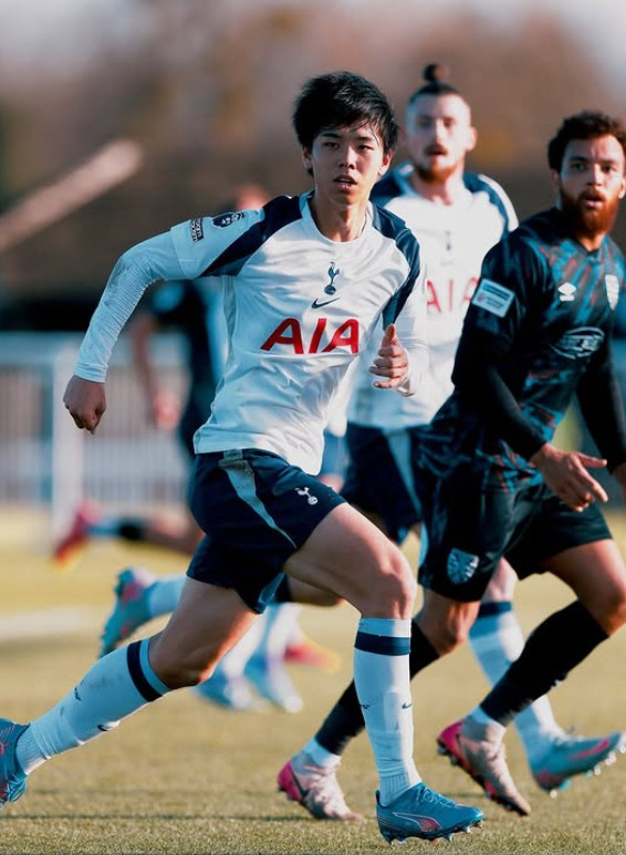 Son Heung-min taught me that you are a fool. The return of the king of Tottenham, along with the new center back who gave him a big smile...See you soon. Official video will be released