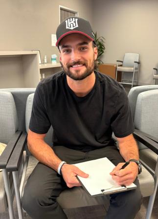 Wow, KT has recruited Hilliard, a foreign hitter who played in 20 ML games this season