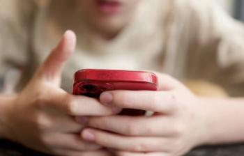 15 year old boy less than 140cm tall...Causes game addiction for 3 years?