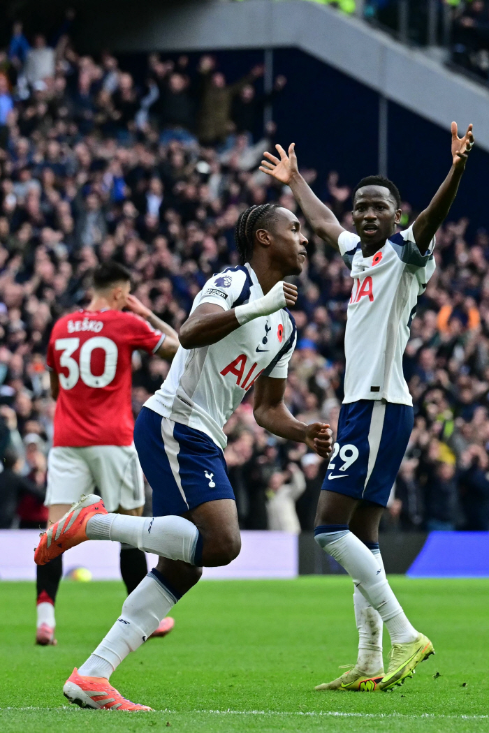 Attention, BBC! You said Son Heung-min is the successor... Tottenham's first recruit → 55 million euros Star AS Roma transfer rumor Tell instead of Zirkjay