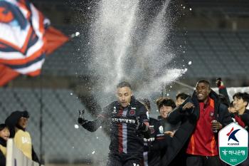 Captain Vasani's winning goal Bucheon FC's new history, goal post OUT 2 times Suwon FC 10 and winning its first promotion PO