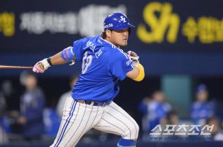  Park Seok-min returns to Samsung, 2nd division batting coach → Samsung's 2nd division coach and 1st division taco are both Japanese