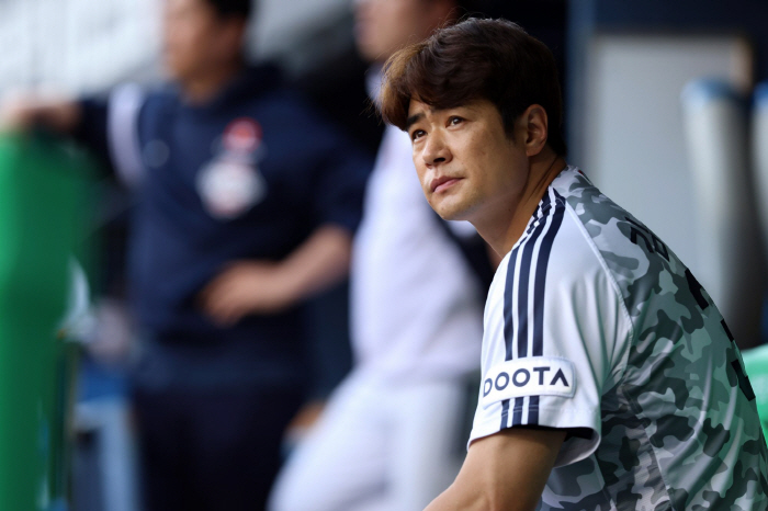 Despite the appeal for a self-release apology from the shock, the aftermath is strong...Can Kim Jaehwan make the same choice