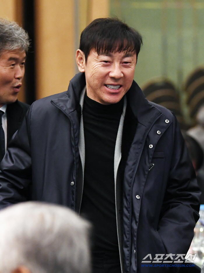 Disciplinary action? KFA asks Ulsan to investigate Shin Tae-yong's assault controversy