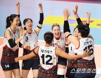  Kim Hee-jin's sub-ace, cheering teammates