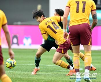  Yoo Jeho Kang Sangyoon, give me the ball!