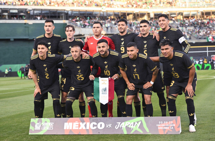 South Korea has dropped eight times in the World Cup group stage, and it's worth fighting against each other. Group A's Mexico reaction...You shouldn't underestimate Korea. 